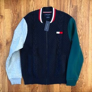 Tommy Hilfiger zip up sweater. Large